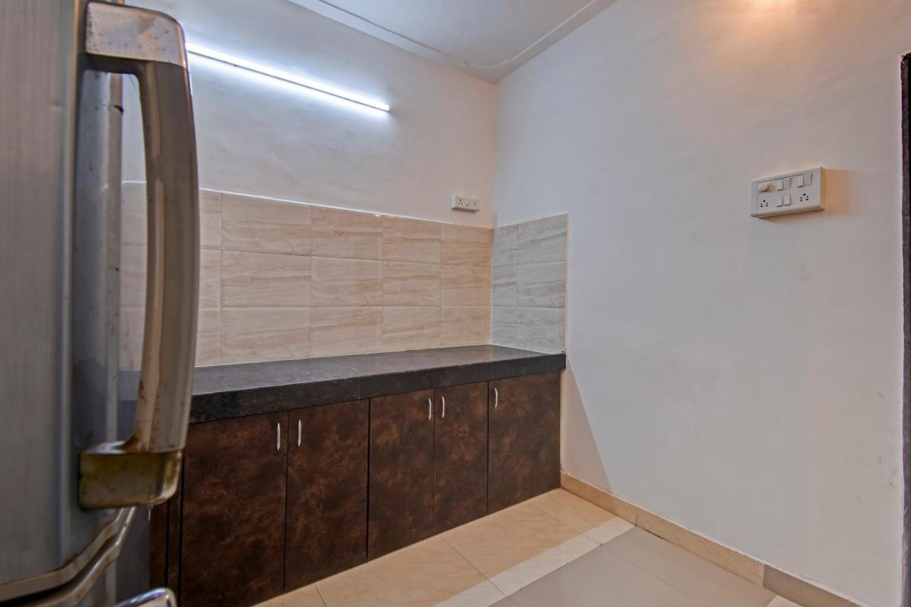 Oyo Home 78047 Alluring Stay Pimpri Pimpri-Chinchwad Экстерьер фото